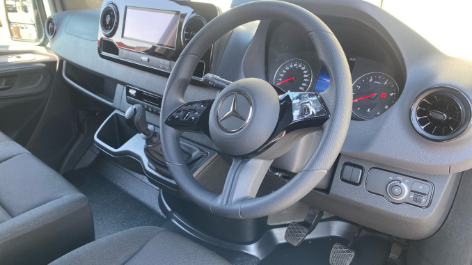 Mercedes-Benz Sprinter 315Cdi L3 Diesel Rwd 3.5t H2 Pro Van 9G-Tronic - Image 16
